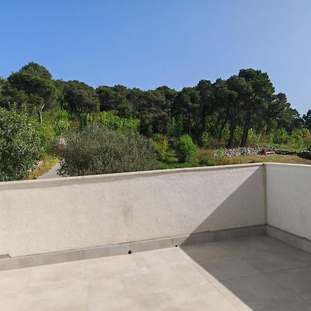 שיבניק Holiday House "Villa Flora" מראה חיצוני תמונה