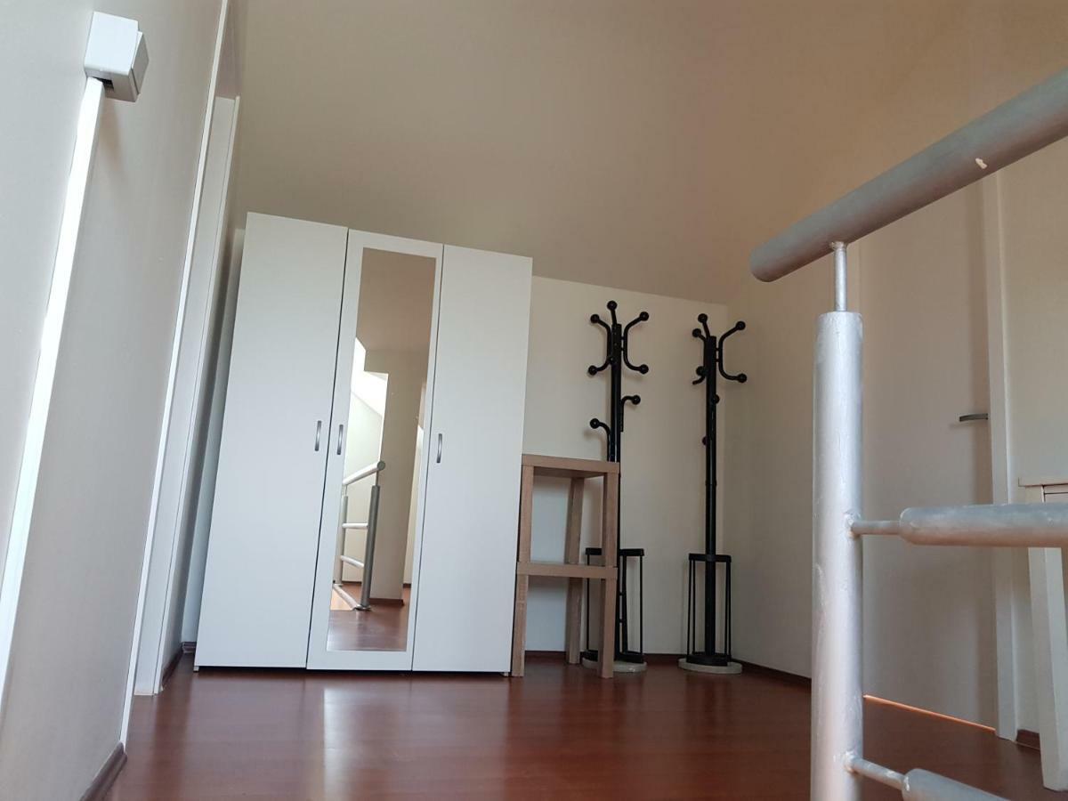 שיבניק Holiday House "Villa Flora" מראה חיצוני תמונה