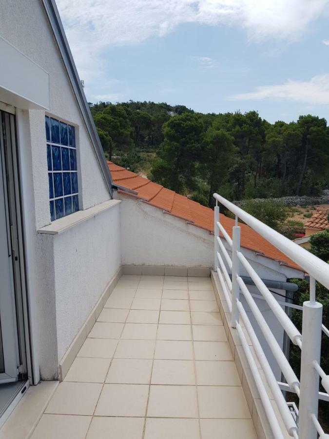 שיבניק Holiday House "Villa Flora" מראה חיצוני תמונה