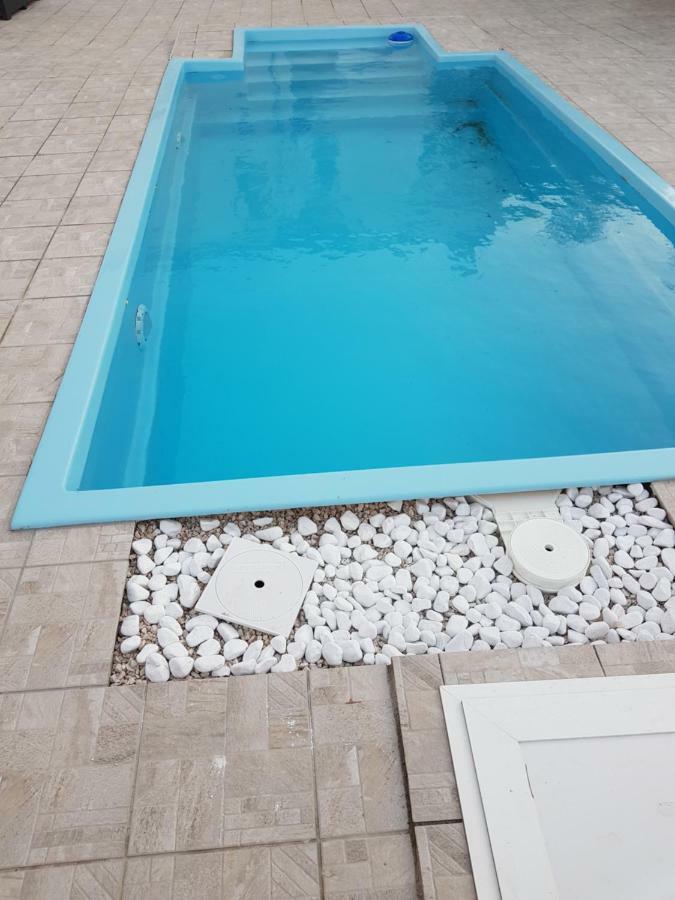 שיבניק Holiday House "Villa Flora" מראה חיצוני תמונה